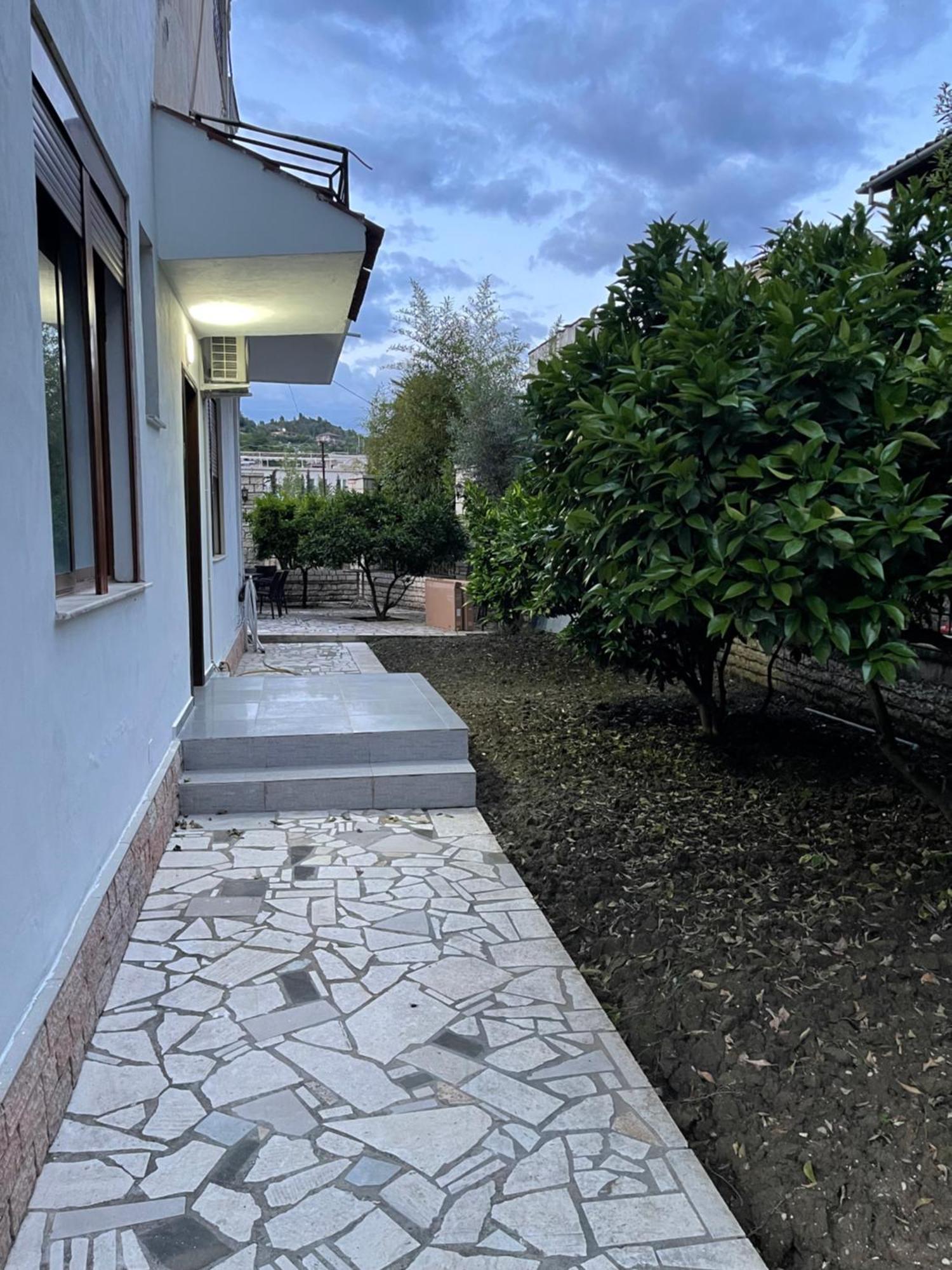 Vila At Berat Exterior photo