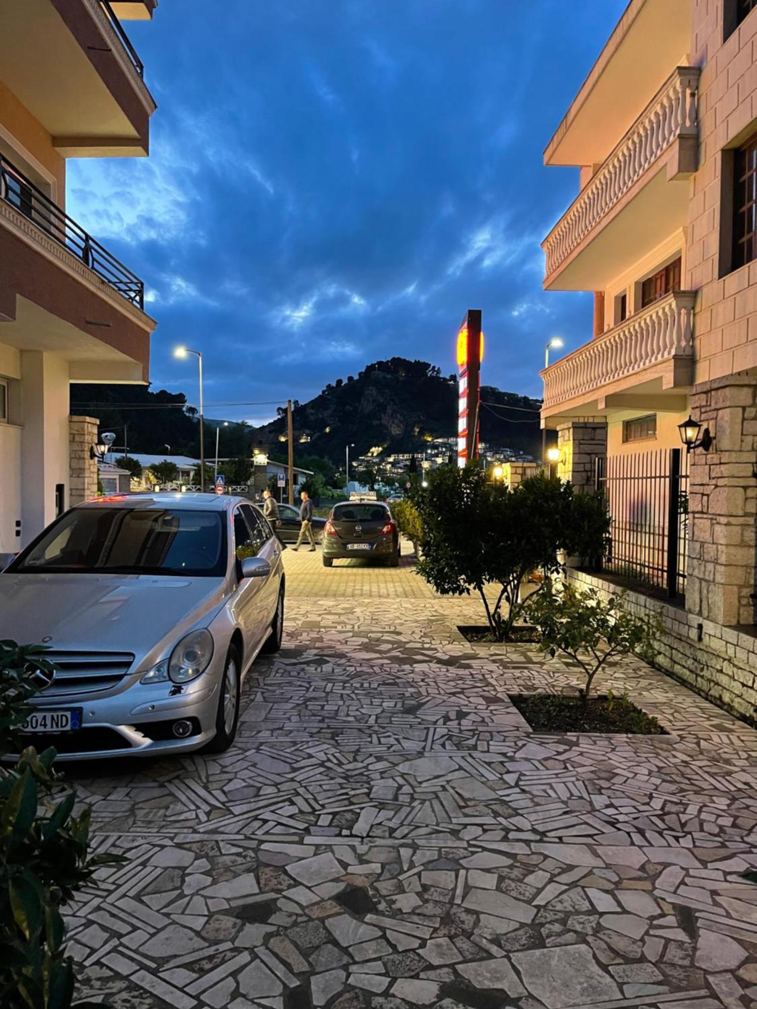 Vila At Berat Exterior photo