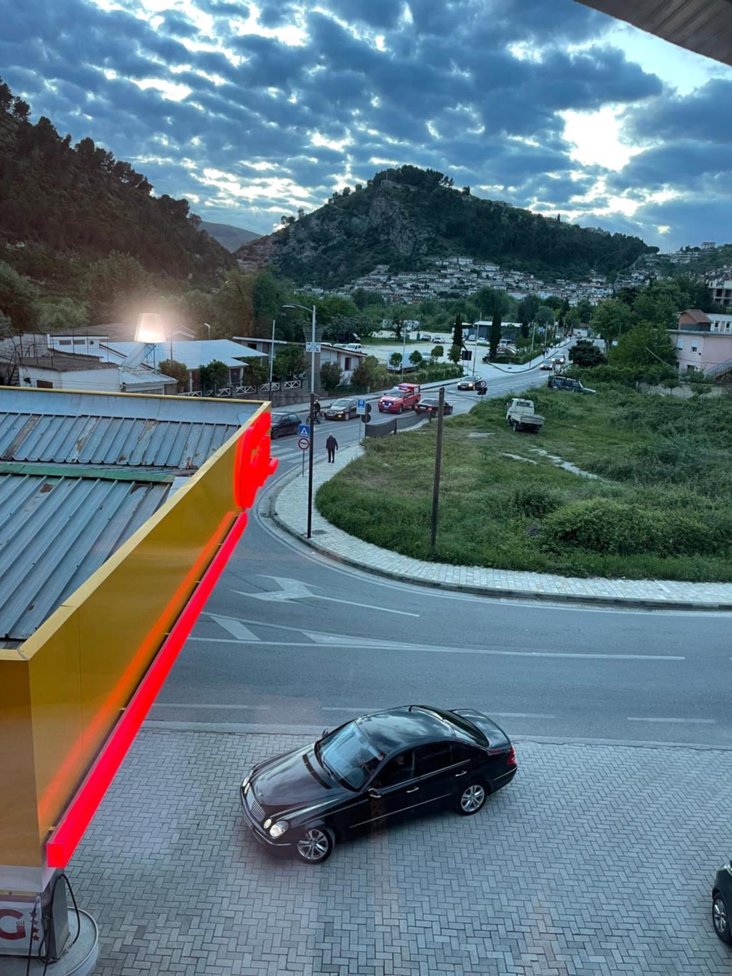 Vila At Berat Exterior photo
